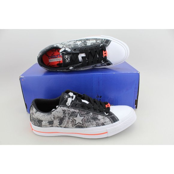 Men's One Star OX Almost Black/White 165743C
